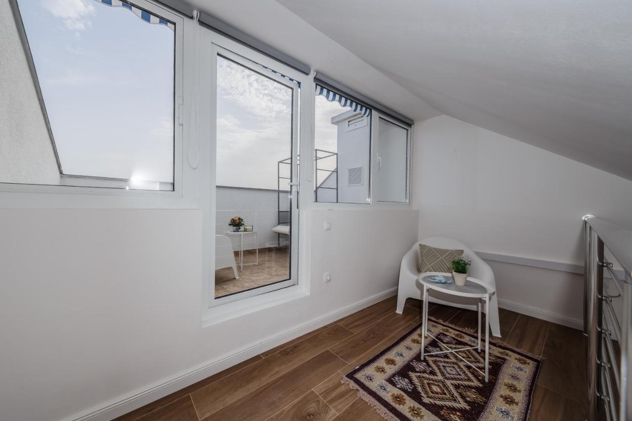 Apartment Maestral Сутиван Экстерьер фото