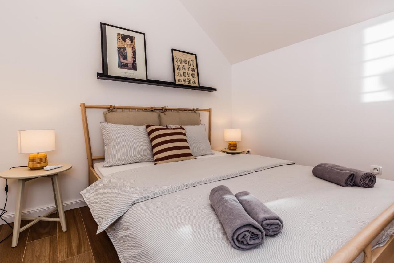 Apartment Maestral Сутиван Экстерьер фото