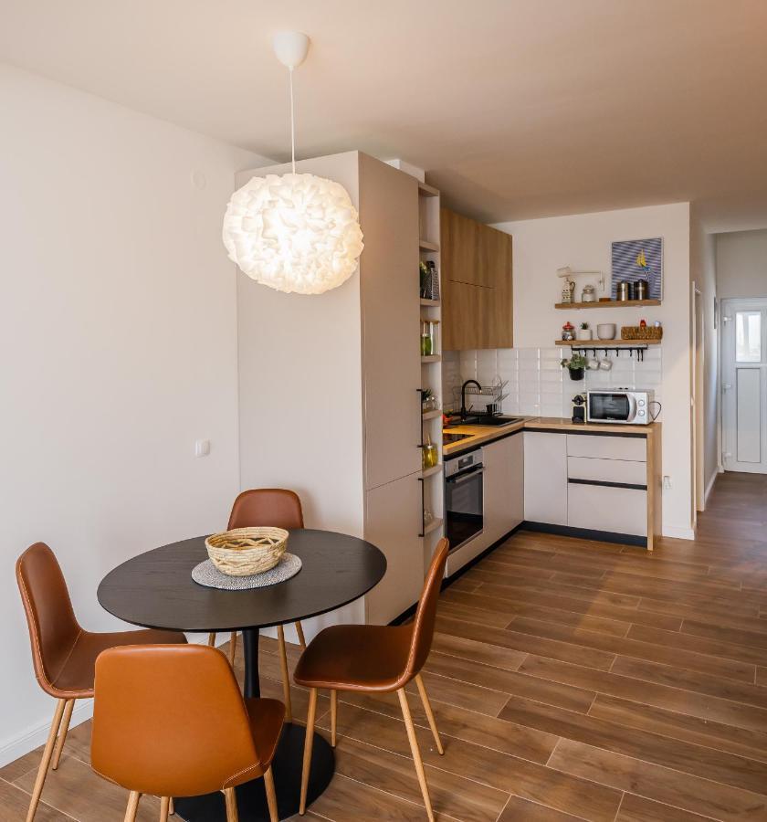 Apartment Maestral Сутиван Экстерьер фото
