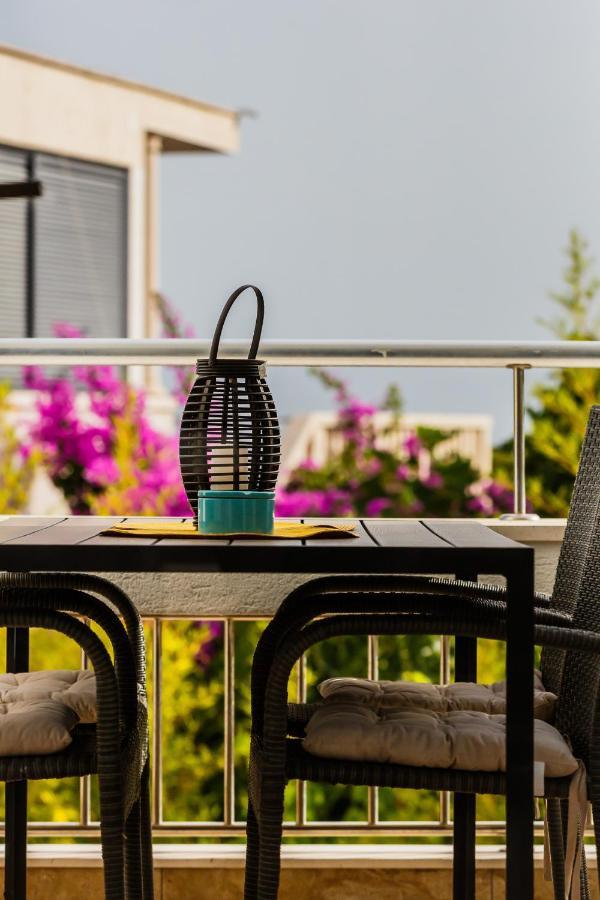 Apartment Maestral Сутиван Экстерьер фото